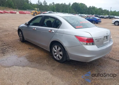 2009 Honda Accord 2.4 Ex-L z USA, uszkodzony, nr VIN 1HGCP26869A005522